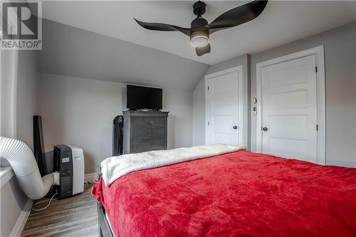 509 Cumberland Street, Cornwall, ON - Indoor Photo Showing Bedroom