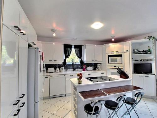 Kitchen - 523 Av. Richard, Rouyn-Noranda, QC - Indoor Photo Showing Kitchen