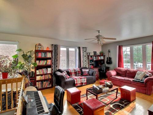 Living room - 523 Av. Richard, Rouyn-Noranda, QC - Indoor Photo Showing Living Room