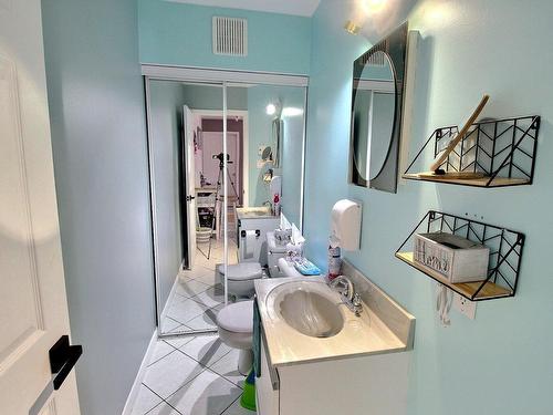 Powder room - 523 Av. Richard, Rouyn-Noranda, QC - Indoor Photo Showing Bathroom