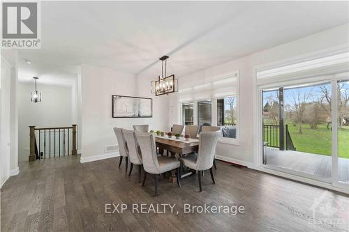 2500 Kearns Way, Ottawa, ON - Indoor Photo Showing Dining Room