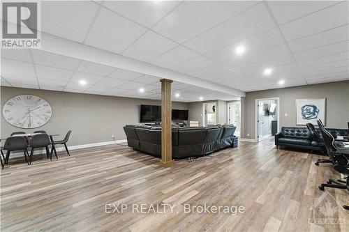 2500 Kearns Way, Ottawa, ON - Indoor