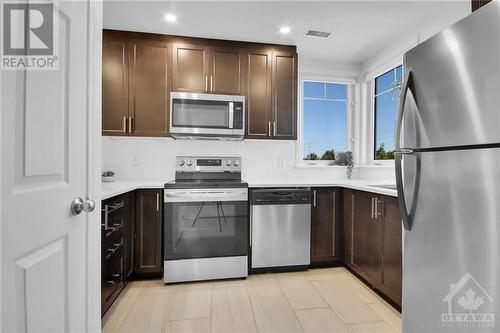 2507 Longfields Drive, Ottawa, ON - Indoor Photo Showing Kitchen