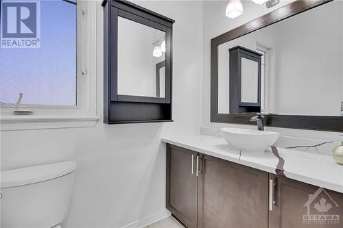 2507 Longfields Drive, Ottawa, ON - Indoor Photo Showing Bathroom