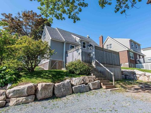 2 Scott Street, Dartmouth, NS 