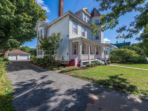 225 Main Street, Kentville, NS 