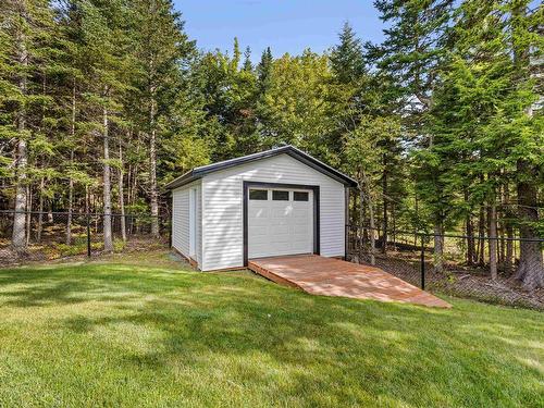 160 Savoy Avenue, Lucasville, NS 