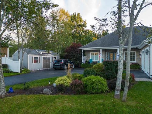 54 Deerview Crescent, Salmon River, NS 