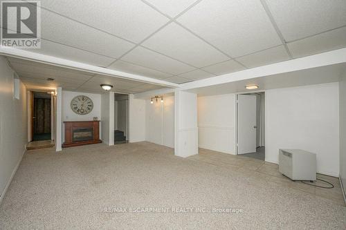 1041 Shepherds Drive, Burlington, ON - Indoor