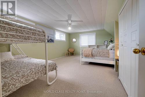 1019 River Street, Muskoka Lakes, ON - Indoor Photo Showing Bedroom