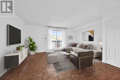 203 - 482 James Street N, Hamilton (North End), ON - Indoor Photo Showing Living Room