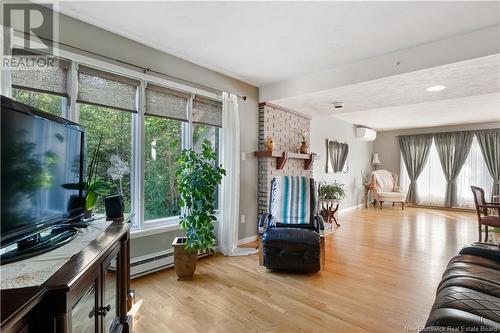 1222 Lavallee, Memramcook, NB - Indoor Photo Showing Living Room