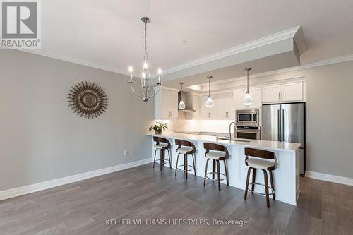 202 - 460 Callaway Road, London, ON - Indoor Photo Showing Kitchen With Upgraded Kitchen