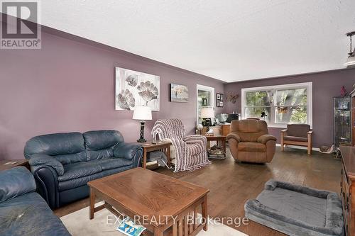 48855 John Wise Line, Aylmer (Ay), ON - Indoor Photo Showing Living Room