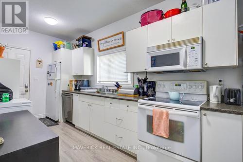 717 Central Avenue, London, ON - Indoor Photo Showing Kitchen