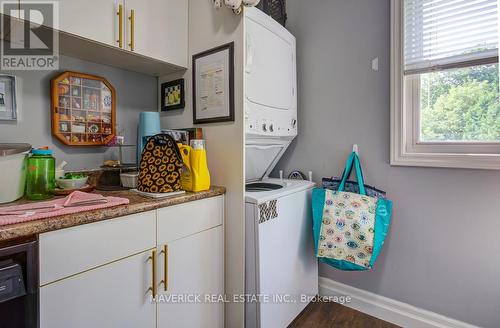 717 Central Avenue, London, ON - Indoor Photo Showing Laundry Room