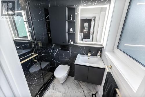 38 Neilson Drive, Toronto, ON - Indoor Photo Showing Bathroom