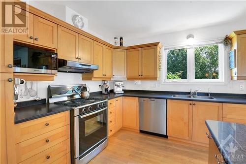 1257 Tintern Drive, Ottawa, ON - Indoor Photo Showing Kitchen With Double Sink