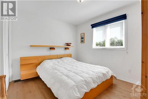 1257 Tintern Drive, Ottawa, ON - Indoor Photo Showing Bedroom