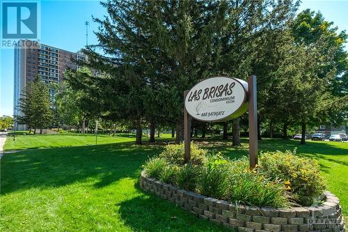 Landscaped surrounding grounds. - 665 Bathgate Drive Unit#1401, Ottawa, ON - Outdoor