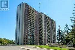 1401 - 665 BATHGATE DRIVE  Ottawa, ON K1K 3Y4