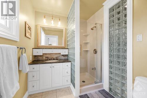 5668 Eloise Crescent, Ottawa, ON - Indoor Photo Showing Bathroom