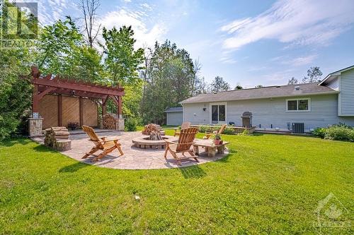 5668 Eloise Crescent, Ottawa, ON - Outdoor With Deck Patio Veranda With Backyard