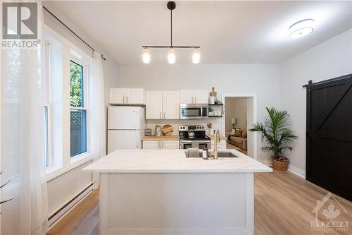 157 Down Street, Carleton Place, ON - Indoor Photo Showing Kitchen