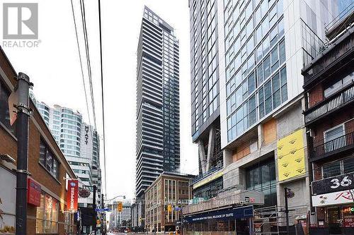 5202 - 125 Blue Jays Way, Toronto (Waterfront Communities), ON - Outdoor With Facade