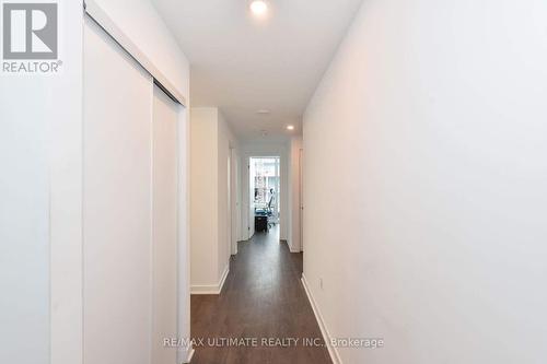 5202 - 125 Blue Jays Way, Toronto (Waterfront Communities), ON - Indoor Photo Showing Other Room