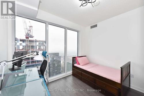 5202 - 125 Blue Jays Way, Toronto (Waterfront Communities), ON - Indoor Photo Showing Bedroom