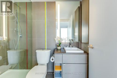 2309 - 101 Peter Street, Toronto (Waterfront Communities), ON - Indoor Photo Showing Bathroom