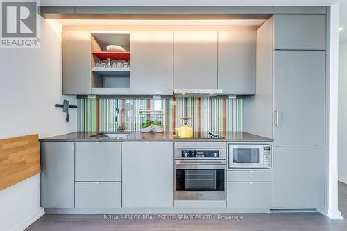 2309 - 101 Peter Street, Toronto (Waterfront Communities), ON - Indoor Photo Showing Kitchen