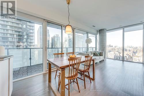 2309 - 101 Peter Street, Toronto (Waterfront Communities), ON - Indoor Photo Showing Dining Room