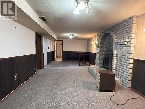 59 Surrey Crescent, London, ON - Indoor Photo Showing Other Room With Fireplace