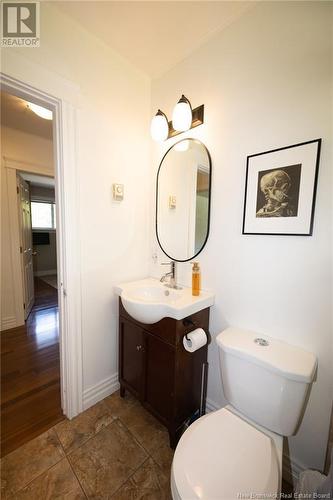 725 Hanwell Road, Fredericton, NB - Indoor Photo Showing Bathroom