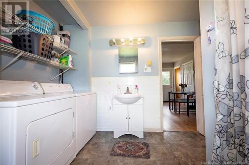 14 Hillcourt Drive, Fredericton, NB - Indoor Photo Showing Laundry Room