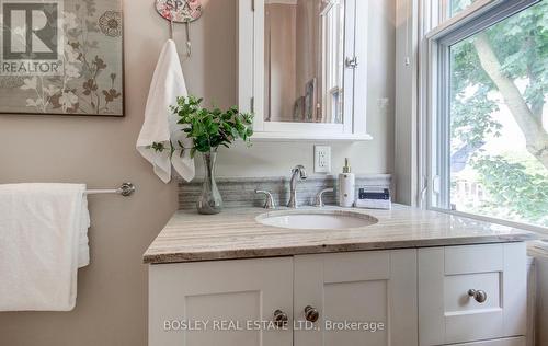 335 Hillsdale Avenue E, Toronto (Mount Pleasant East), ON - Indoor Photo Showing Bathroom