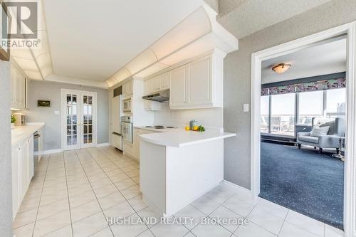 2313 - 168 Bonis Avenue, Toronto (Tam O'Shanter-Sullivan), ON - Indoor Photo Showing Kitchen