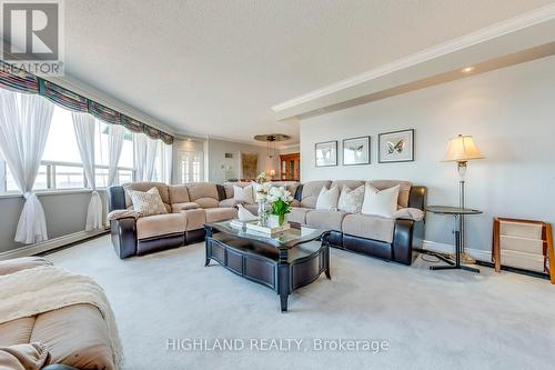 2313 - 168 Bonis Avenue, Toronto (Tam O'Shanter-Sullivan), ON - Indoor Photo Showing Living Room