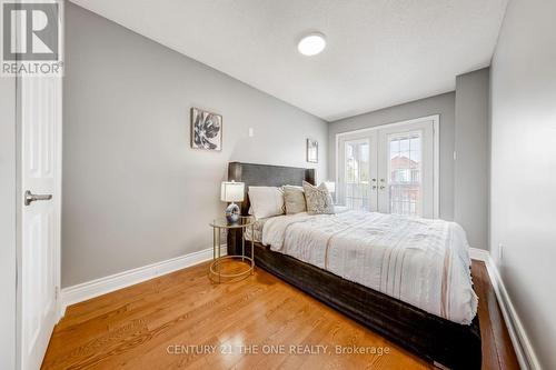 112 Catalpa Crescent, Vaughan, ON - Indoor Photo Showing Bedroom