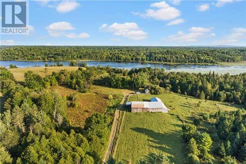 105 Halliday Creek Road, Burnstown, ON 