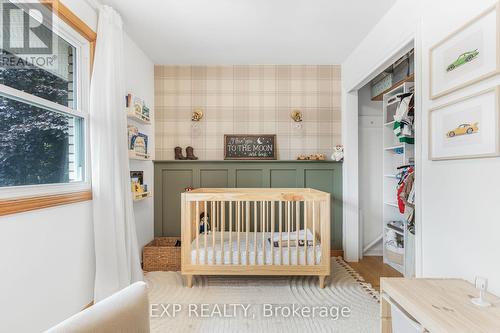 11 Richmond Street W, New Tecumseth, ON - Indoor Photo Showing Bedroom