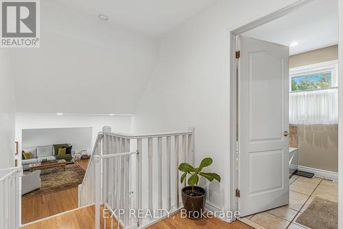 11 Richmond Street W, New Tecumseth, ON - Indoor Photo Showing Other Room