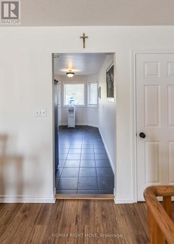 320 Park Street, Orillia, ON - Indoor Photo Showing Other Room