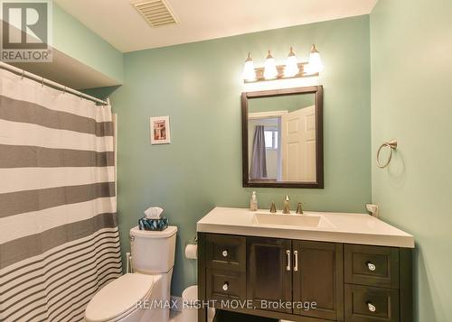 320 Park Street, Orillia, ON - Indoor Photo Showing Bathroom