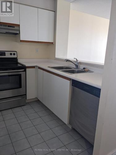 1308 - 2177 Burnhamthorpe Rd W Road, Mississauga, ON - Indoor Photo Showing Kitchen With Double Sink