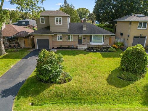 137 Sunny Slope Ave, Toronto, ON - Outdoor With Facade