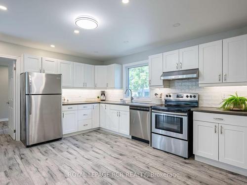 763 Edward St, Innisfil, ON - Indoor Photo Showing Kitchen