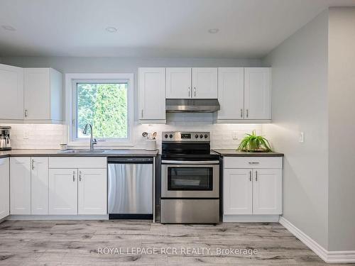 763 Edward St, Innisfil, ON - Indoor Photo Showing Kitchen